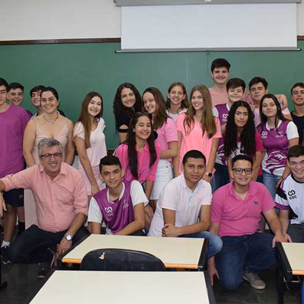 Outubro Rosa é tema de palestra para alunos - ETL