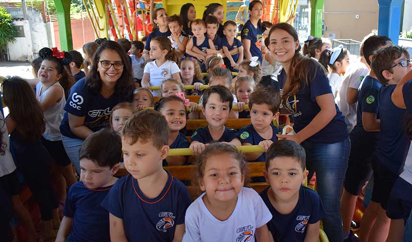 Carreta da Alegria” estará na cidade na quarta-feira e realiza ação com  Fundo Social - Fernandópolis/SP - Jornal CidadãoNET