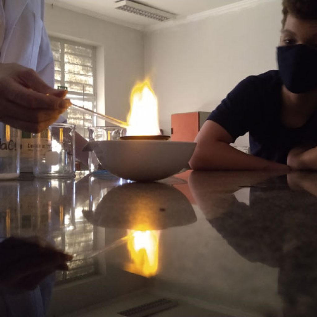 Experimento de Böhr: Teste de chamas - ETL